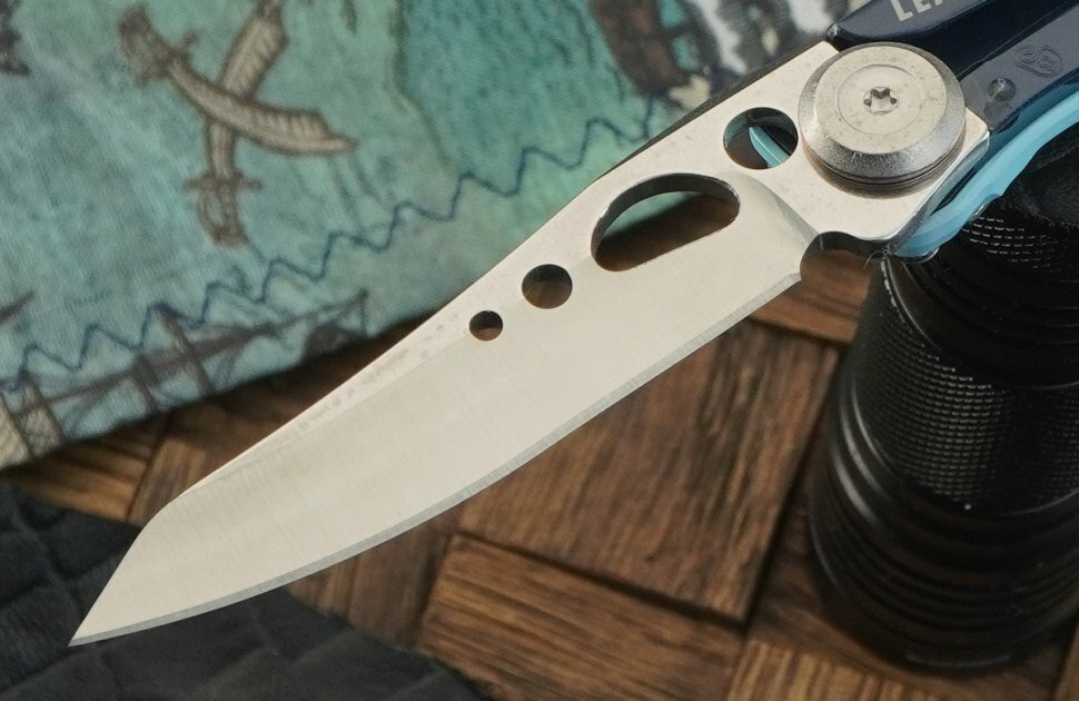 Мультитул Leatherman Skeletool KB Nightshade — фото 1