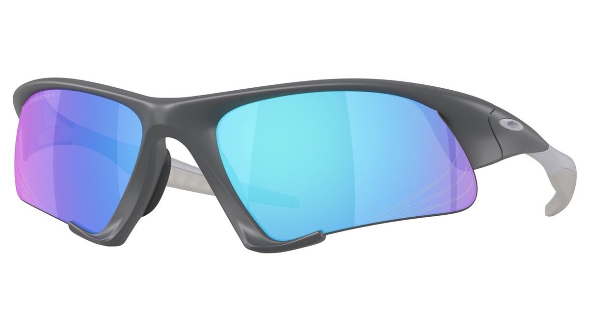 Солнцезащитные очки Oakley