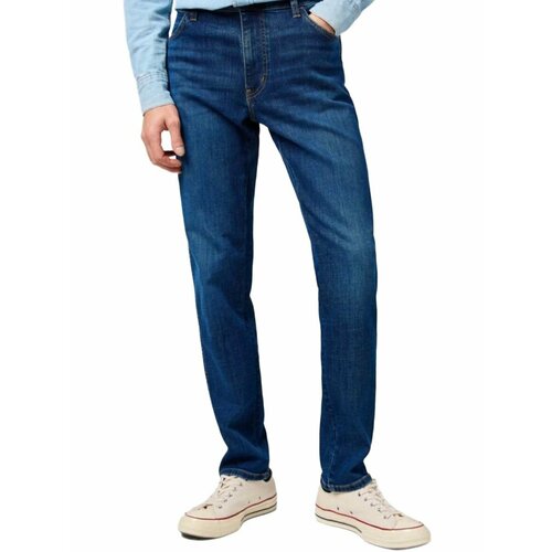 фото Джинсы wrangler men river tapered jeans, размер 30/32, синий
