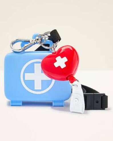 Bath & Body Works and PEEPS / Чехол для санитайзера/антисептика Nurse Lanyard