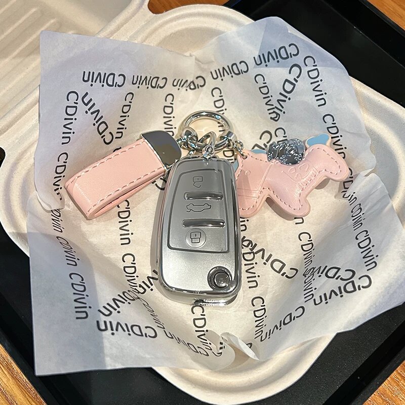 Автомобильный брелок Ауди стиль А с мерцающим серебром, розовый кожаный ремешок и маленькая лошадь-украшение для ключей