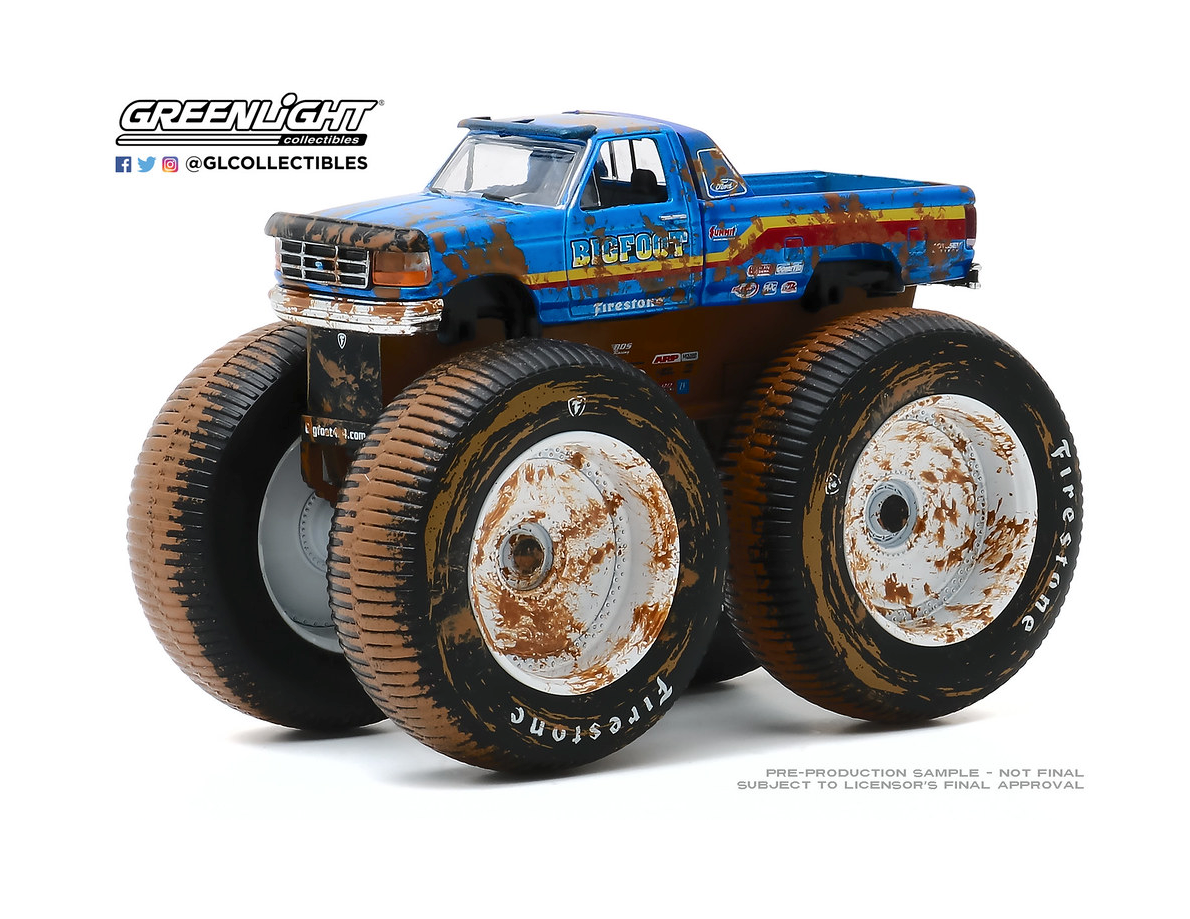 Коллекционная машинка GreenLight 1:64 Ford F-250 Monster Truck (Mud Version)