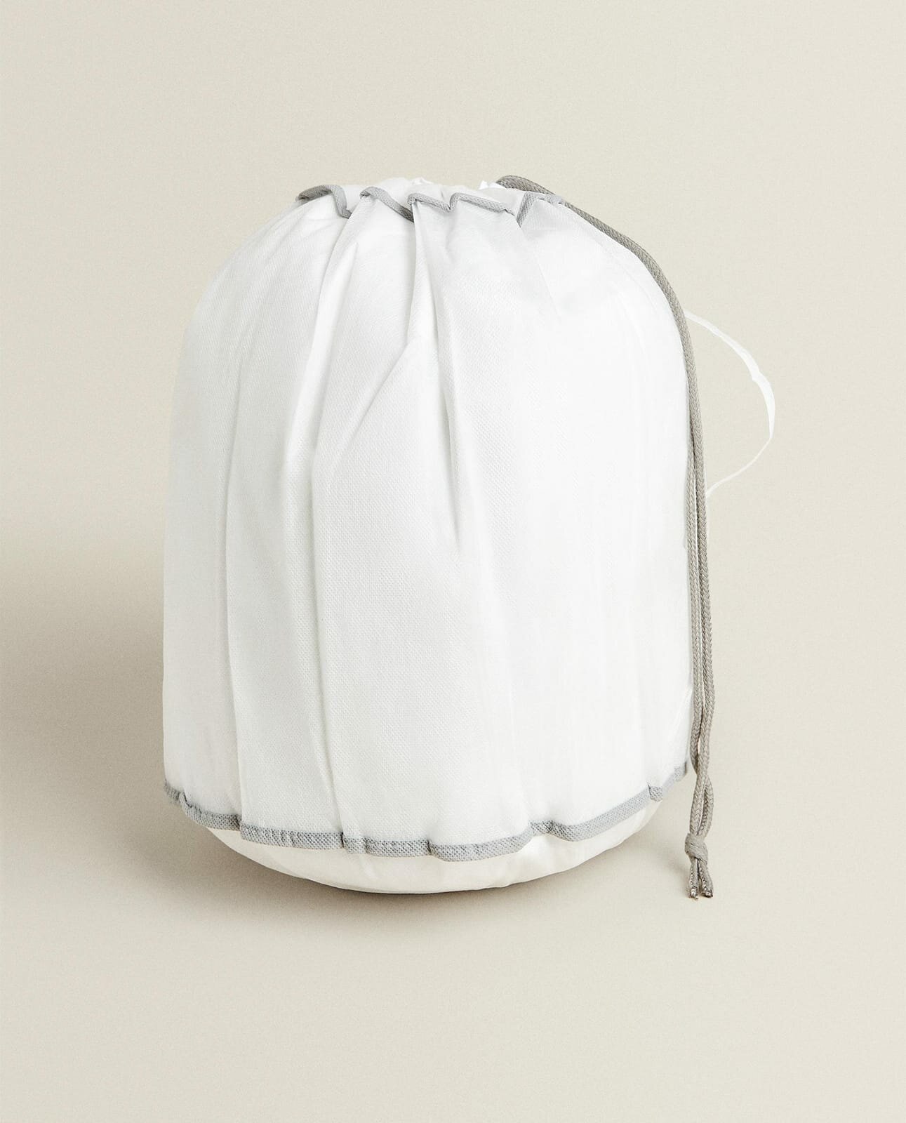 Одеяло ZARA HOME из микрофибры (125 Г/М ), белый, 200x200 см 0152/010/250-15
