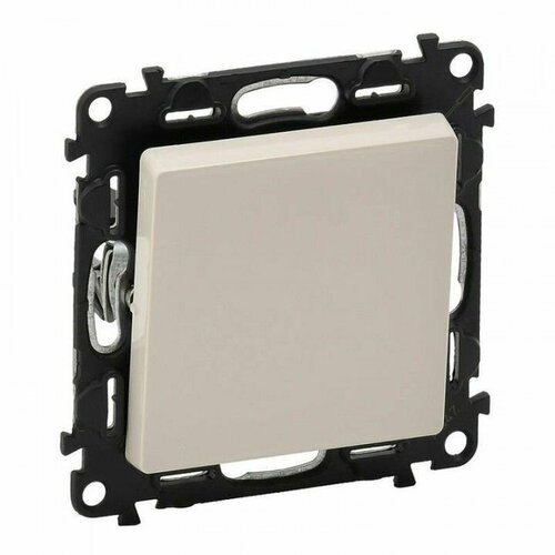 фото Выключатель legrand 752501 valena life diy, 1-клавишный, 10а, 250в, слоновая кость