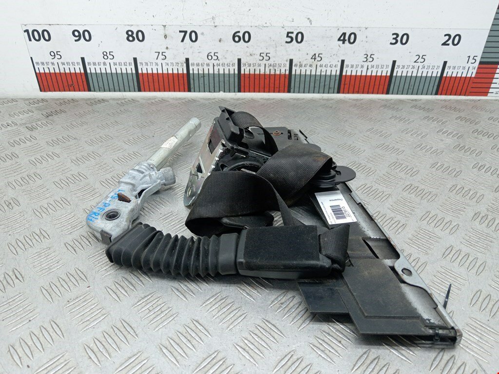Накладка (планка) под фару правая BMW 7-Series (E38) 51138157938 арт. 2279513