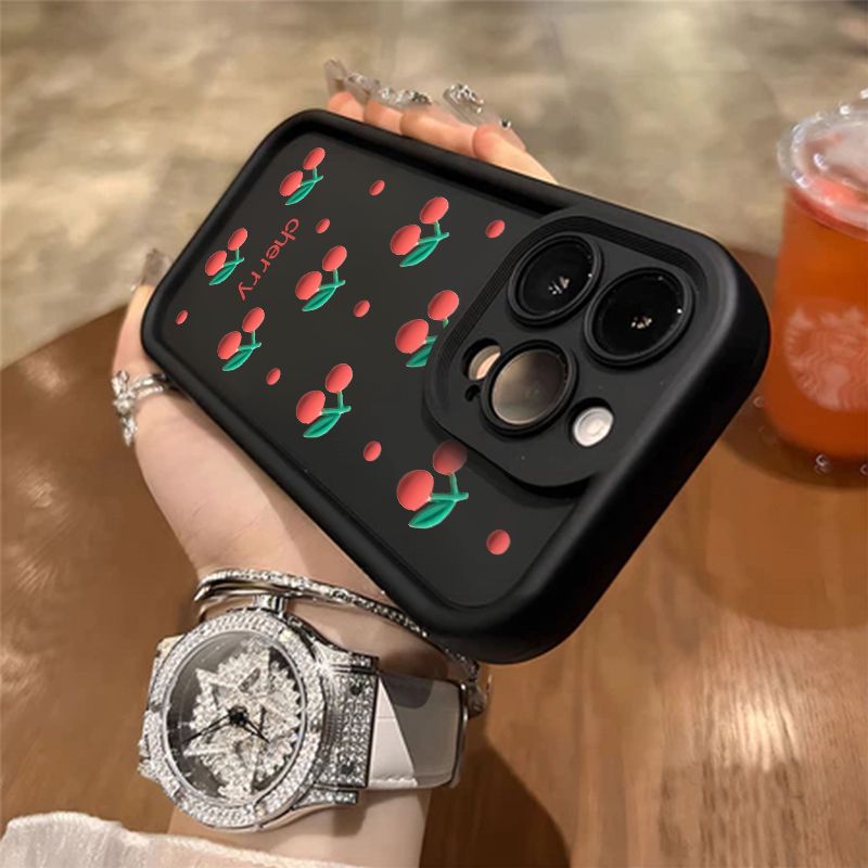 Чехол на Айфон 15 Про / iPhone 15 Pro чёрный с Объемные вишни силиконовый ударопрочный