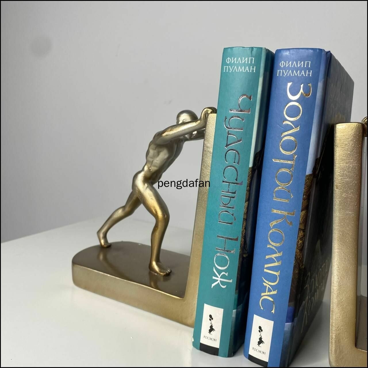 Держатель для книг Атлеты настольный, 20x20x20 сантиметров, Вес 1 килограммов — фото 1