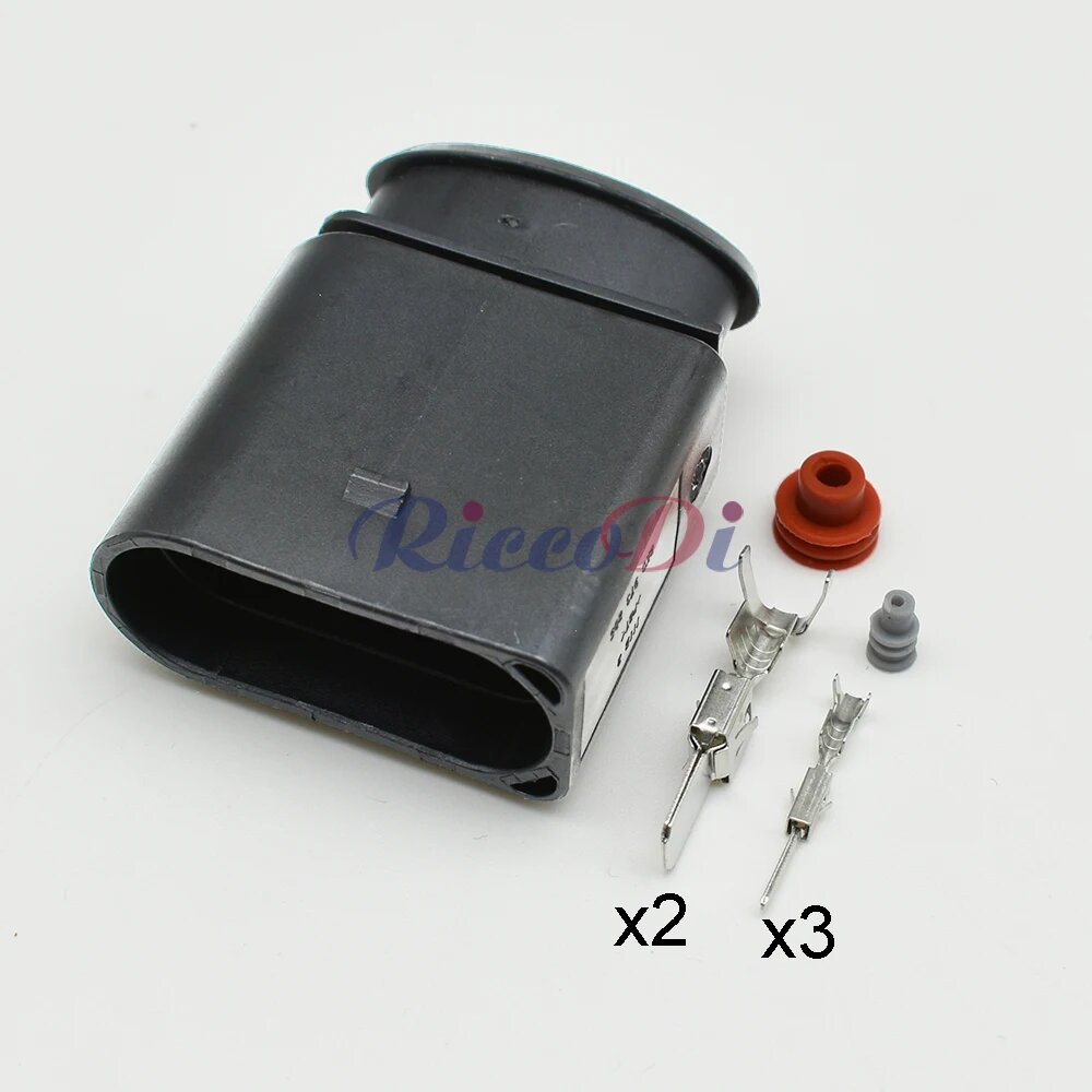 Комплект из 5-контактного разъема модуля управления топливным насосом 8K0 973 Male Connector Set