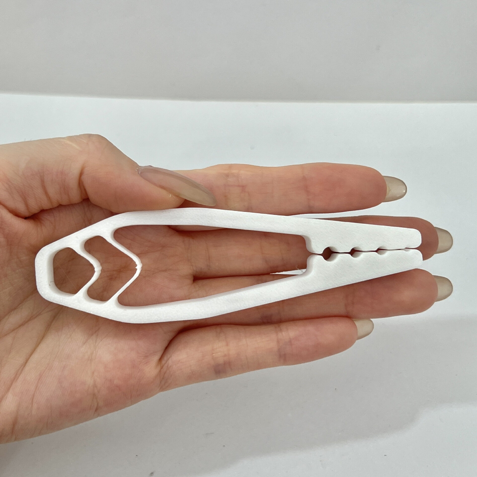 Инструмент для ногтей с рукояткой, пластик (3D-печать), 1 шт, белый