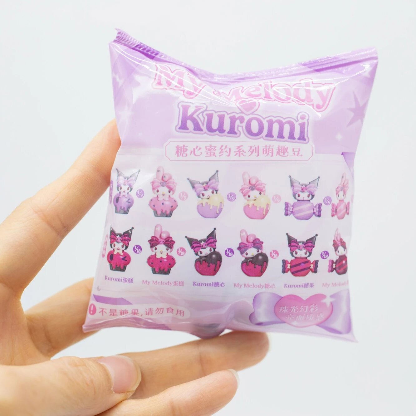 Коллекционная мини-фигурка Sanrio Kuromi или My Melody Random one