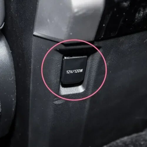 Держатель розетки 12V/120W, крышка Toyota Land Cruiser Prado LC150, черный