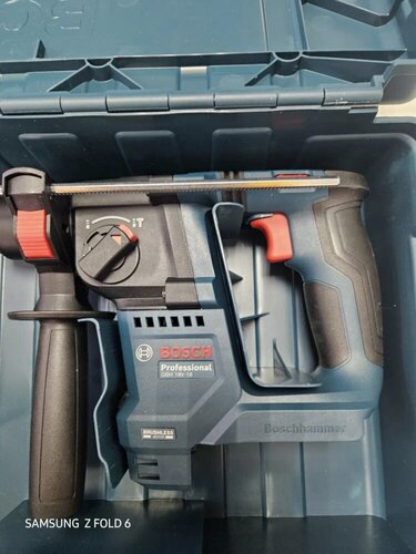 Изображение товара 2в1 BOSCH GBH 18 V-18 Оригинал в кейсе Аккумуляторный перфоратор бесщеточная , BRUSHLESS без АКБ и ЗУ 2 режима.
