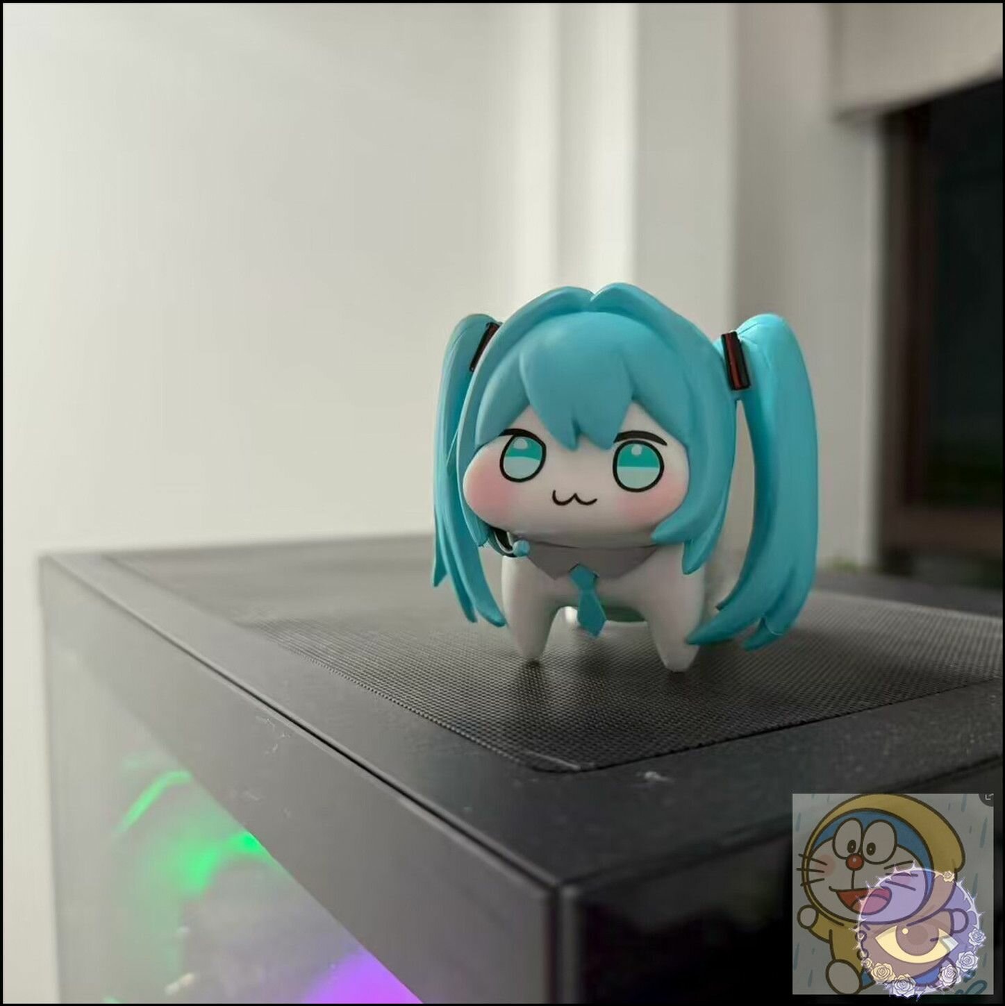 Фигурка Doro Miku, настольный декор подарок