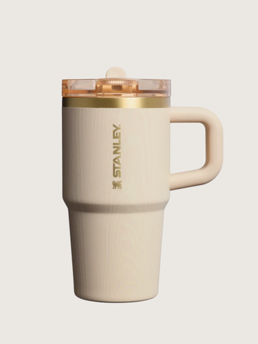 Изображение товара Термокружка Stanley Quencher ProTour Flip Straw 0.59 л (20 oz), с трубочкой, цвет Бежевый (Birch Woodgrain), оригинал США