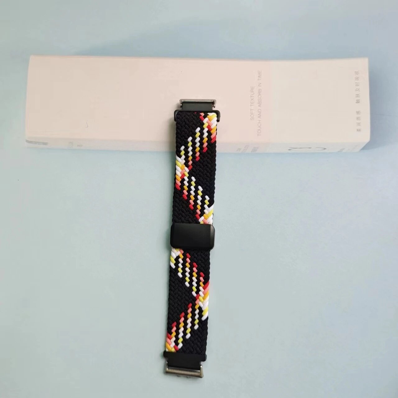 Эластичный плетеный ремешок fiterme black rainbow1