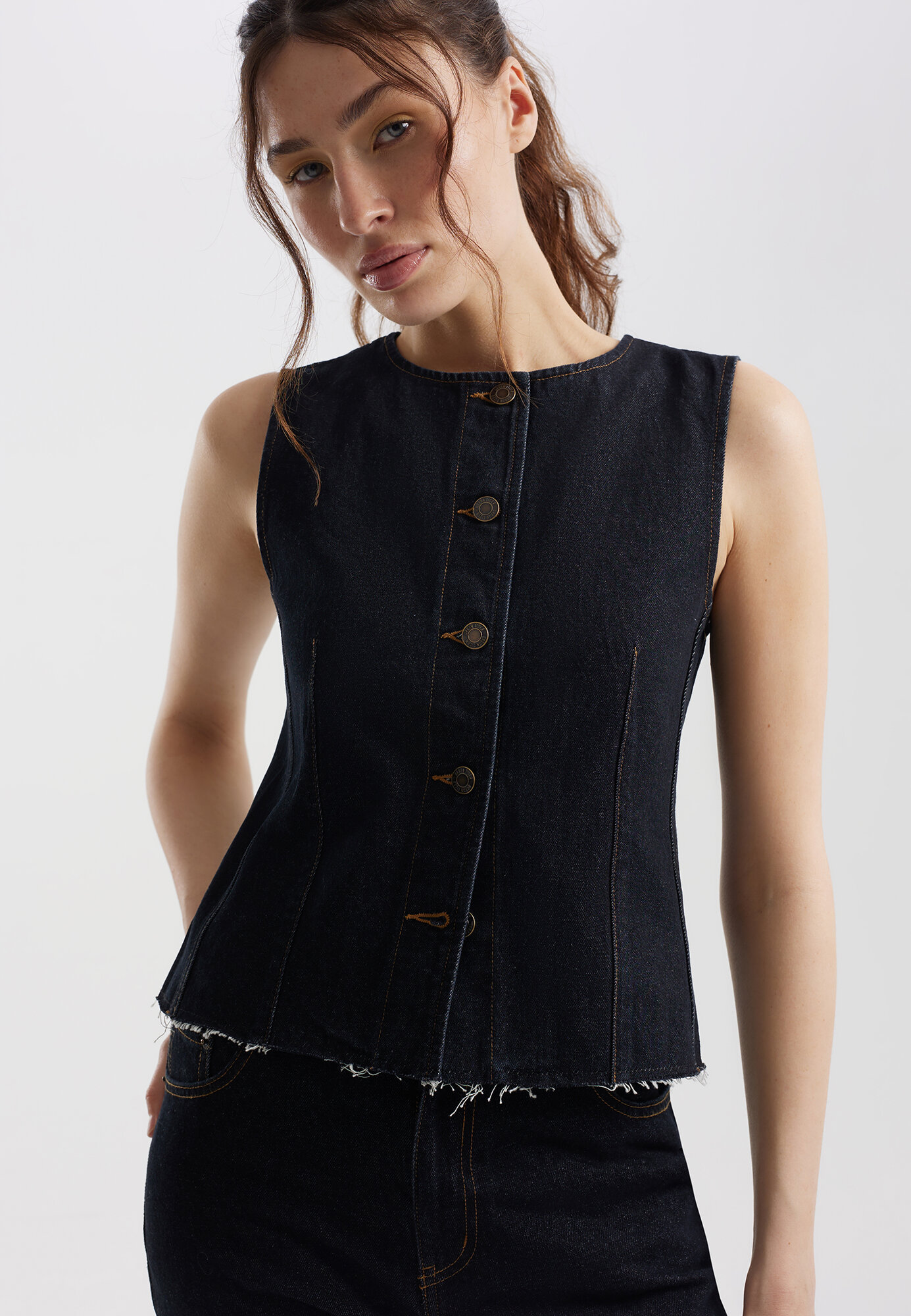 Жилет Exclusively Online