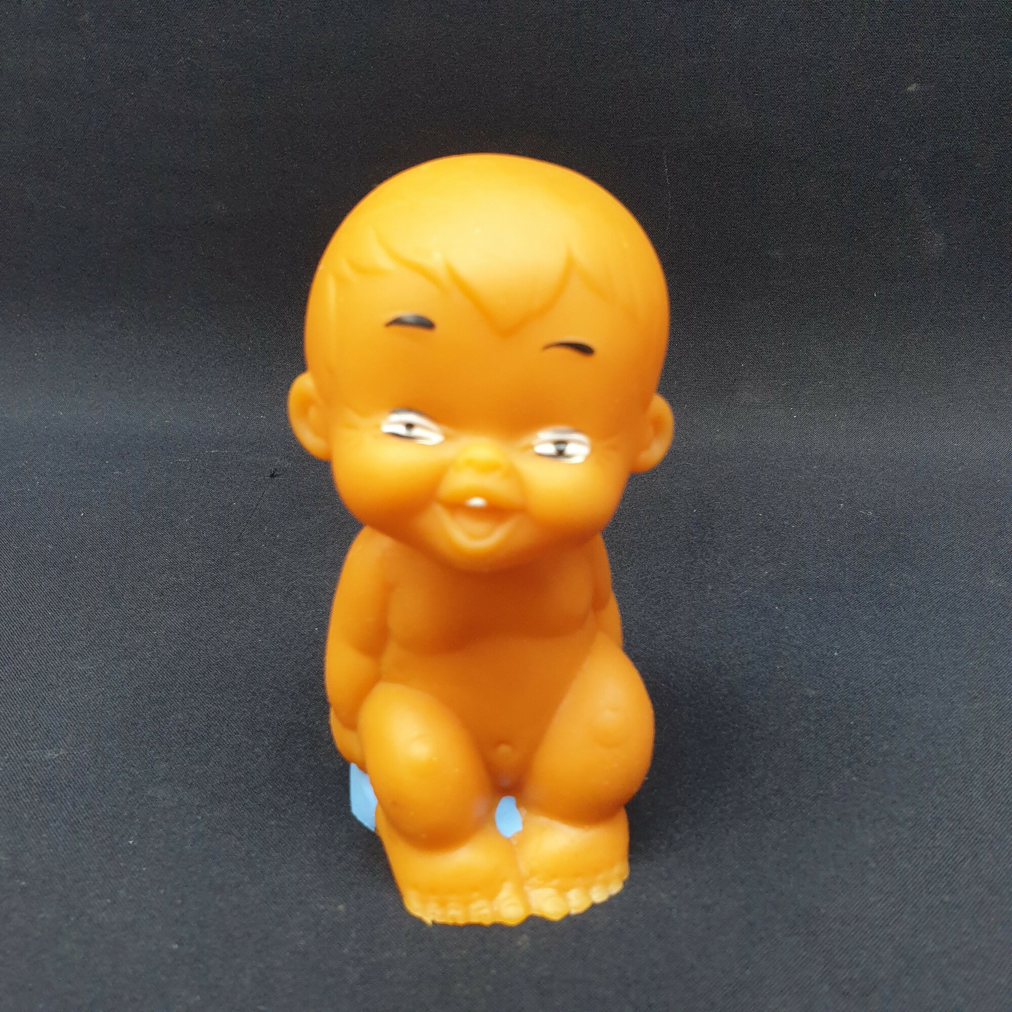Игрушка резиновая винтажная, СССР. Фигурка малыша в штанишках, пластизоль, 14 см
