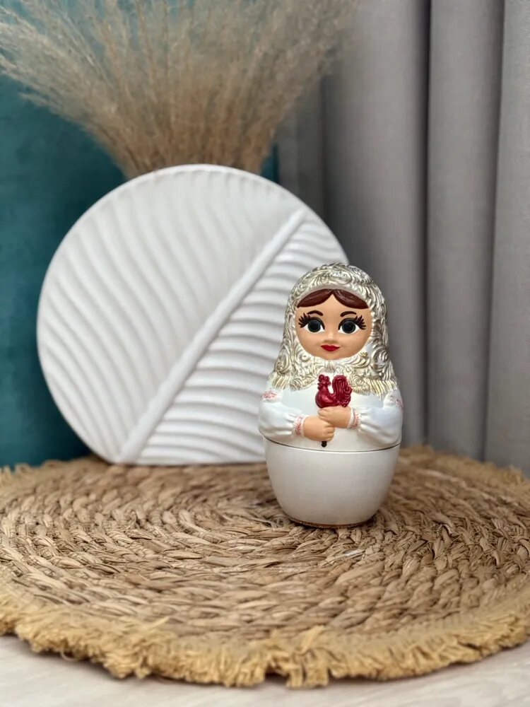 Шкатулка подсвечник Матрёшка белый