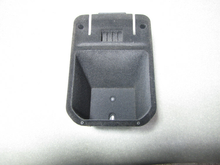 Ящик вещевой подлокотника 96476873 20862200 Chevrolet Captiva 1 поколение 20062011 - M994