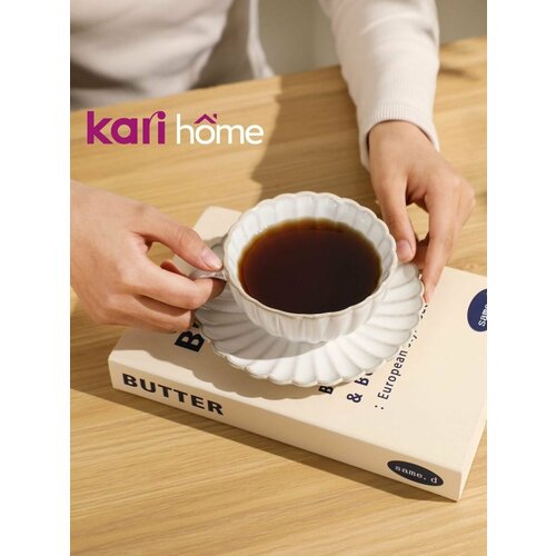 фото Чашка с блюдцем, чайная пара подарочная kari home