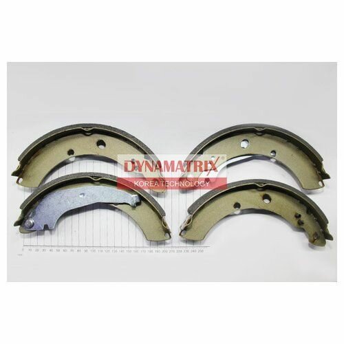 Комплект тормозных колодок Dynamatrix-Korea DBS4074