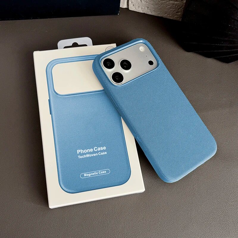 Роскошный Официальный Магнитный Тканевый Чехол Для iPhone iPhone 15 Pro, Голубой, SKY BLUE
