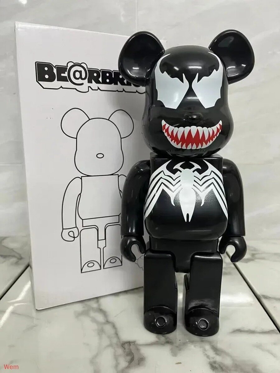 Фигурка декоративная Marvel - Веном, высота 28 см, длина 28 см