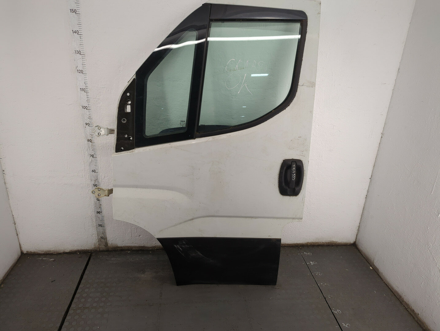 Дверь боковая (легковая) левая передняя Iveco Daily 6 Б/У