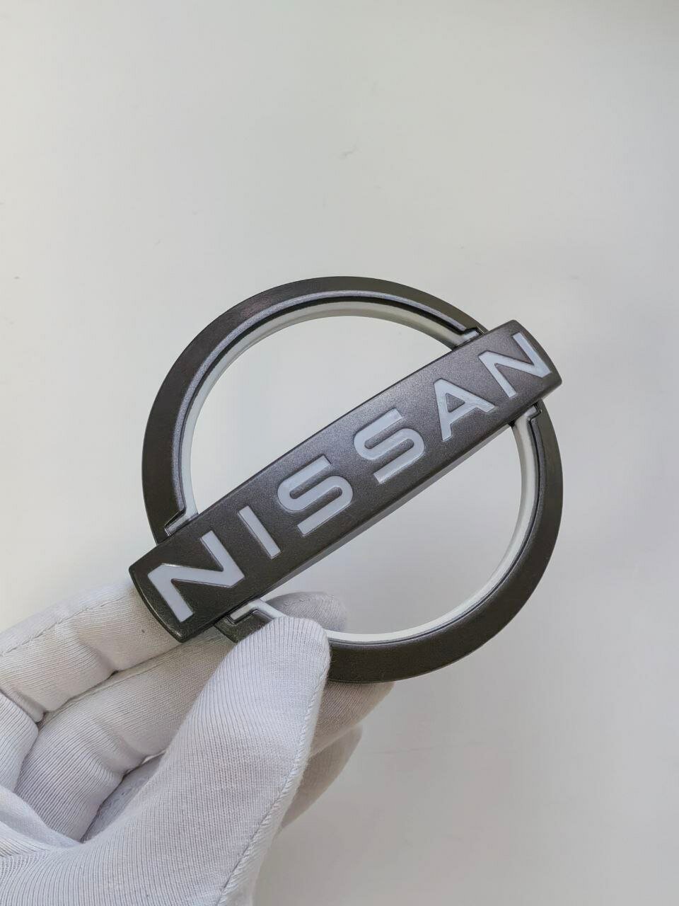 Эмблема Nissan 100 мм, значок, шильдик Ниссан, логотип на автомобиль