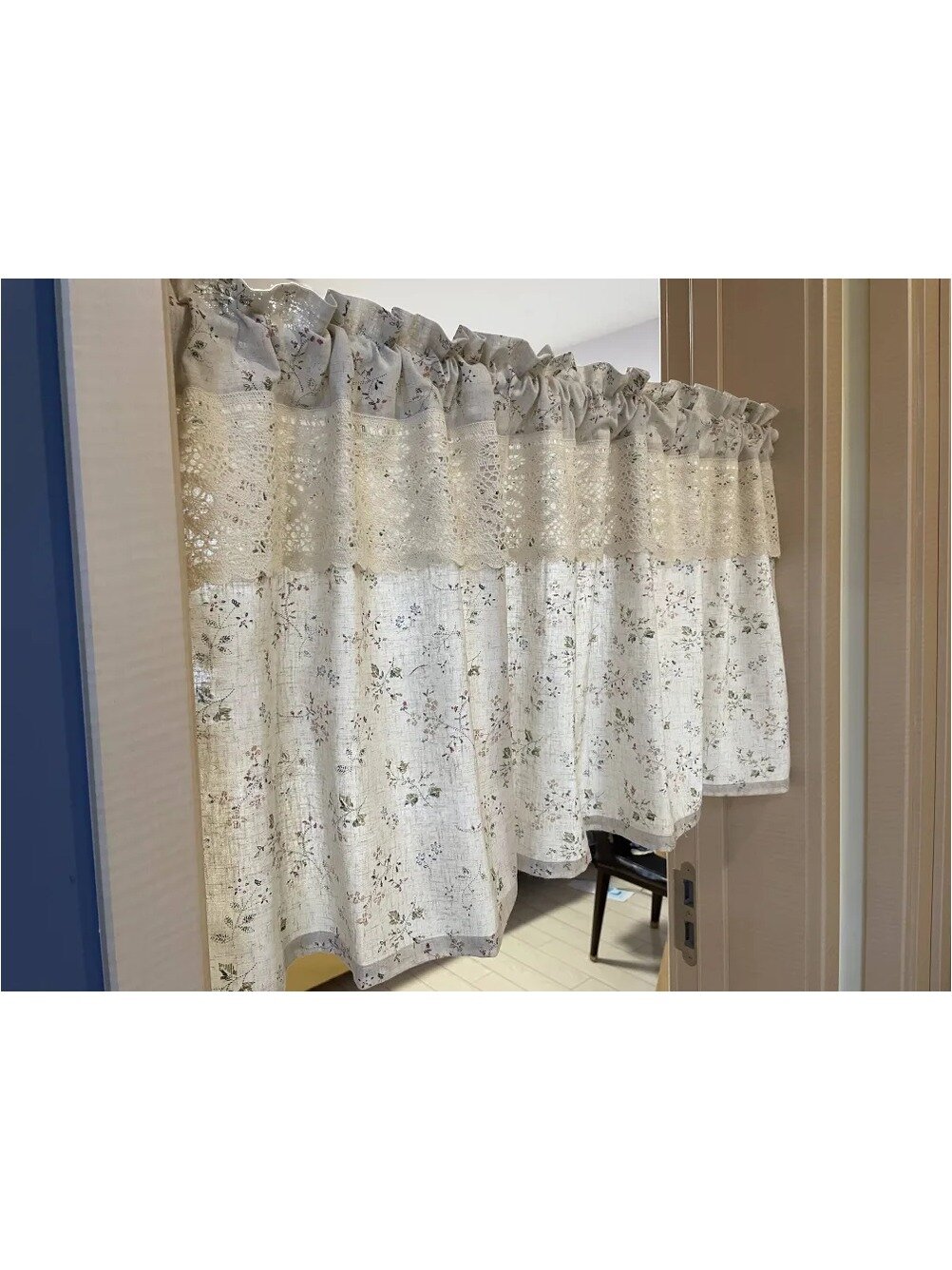 Штора-кафе 140х110 см, 1 шт, хлопок, 3D-эффект, бежевая, для кухни, без крепления