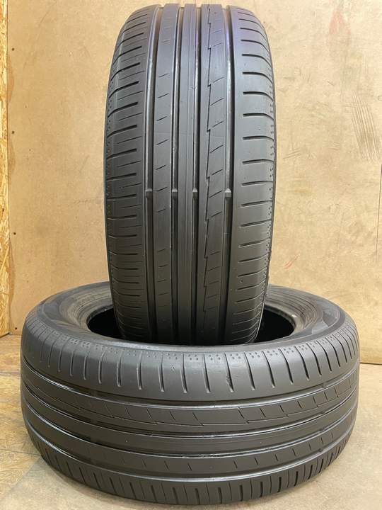 Комплект (2 шт) летних БУ шин Yokohama BluEarth AE50 235/55 R18 40% износ