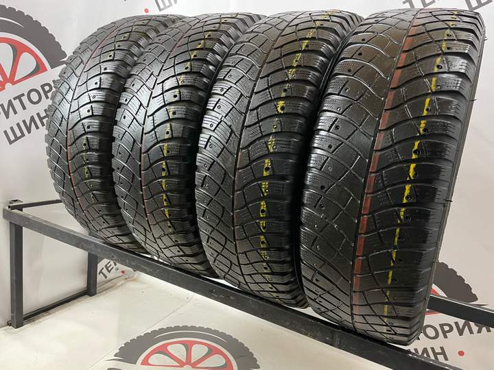 Комплект (4 шт) зимних БУ шин шипованные КАМА Кама-515 215/65 R16 50% износ