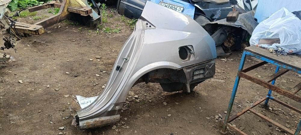 Крыло заднее левое Nissan Primera P12 Лифтбек