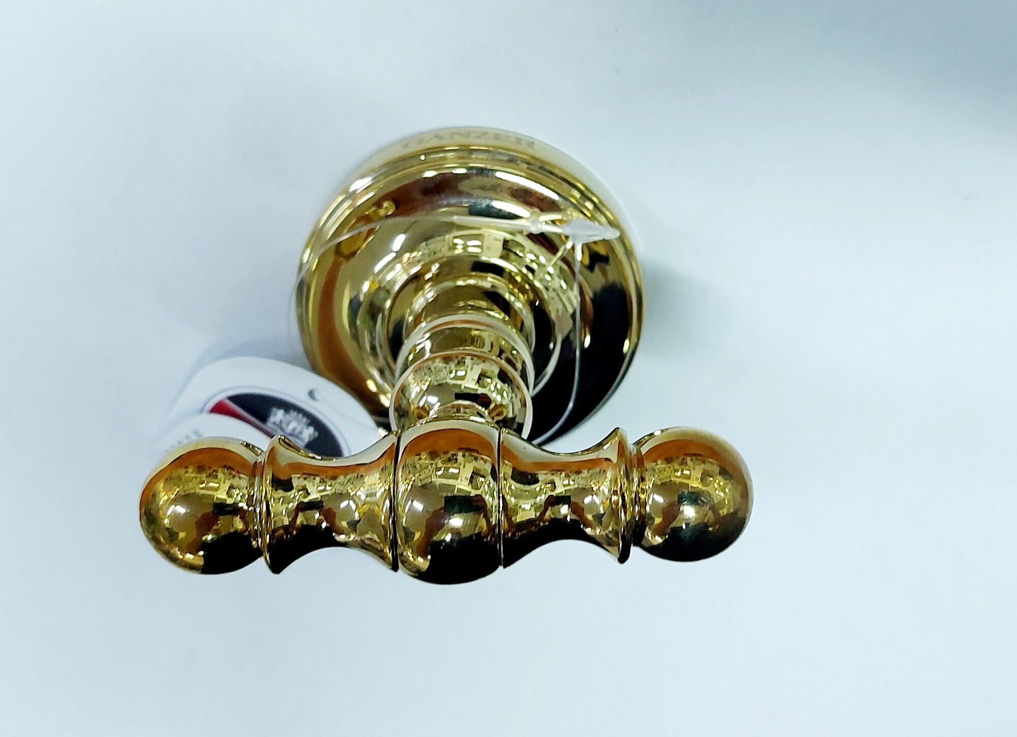 Крючок настенный Ganzer GZ31051-E