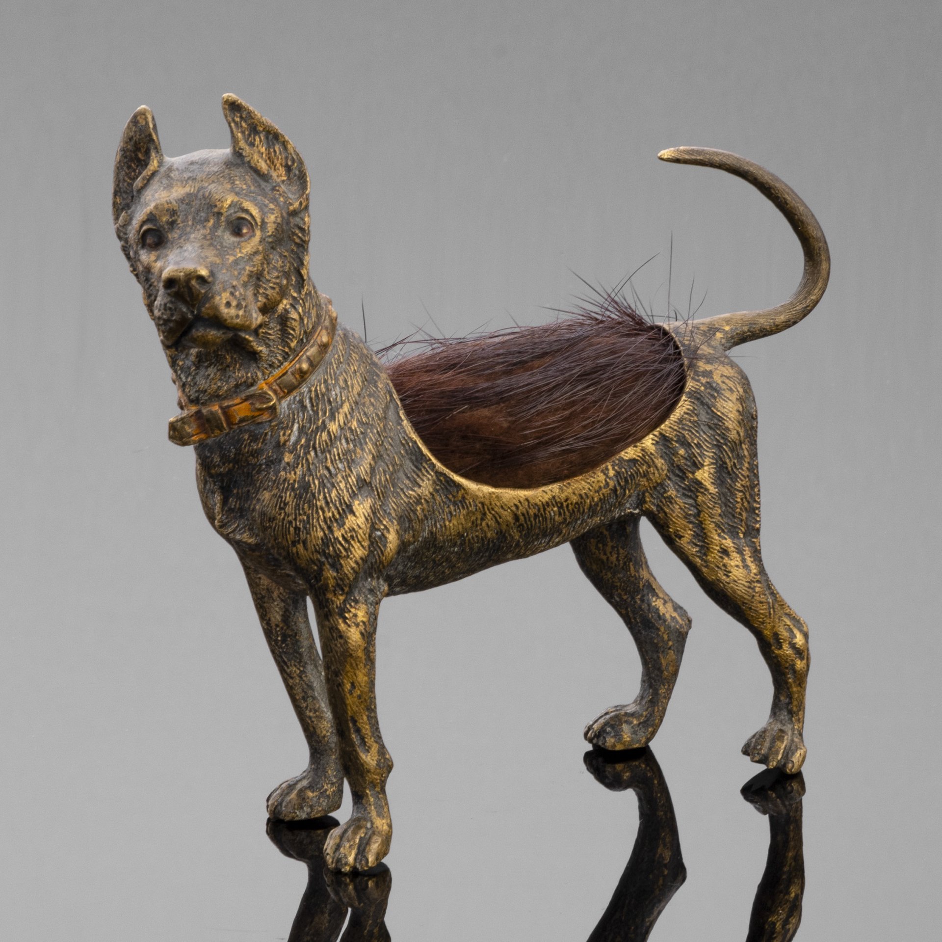 Статуэтка (перочистка) "Дог", бронза, крашение, Австрия, 1900-1910 гг.