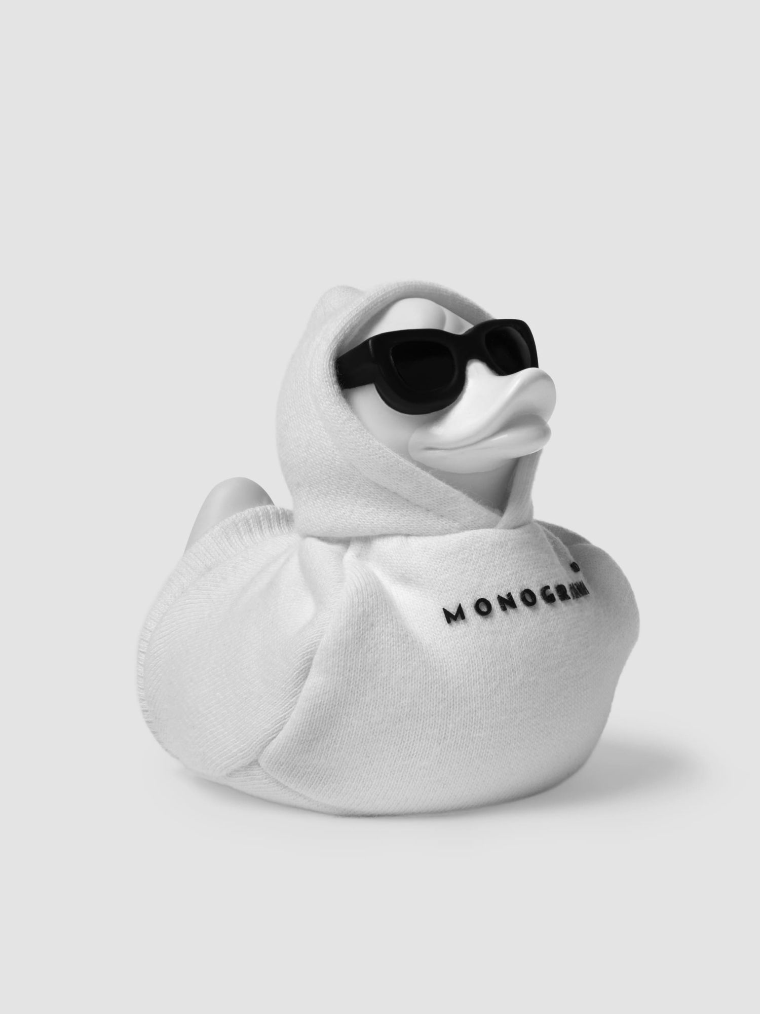Резиновая уточка в очках и худи Monogram 1041