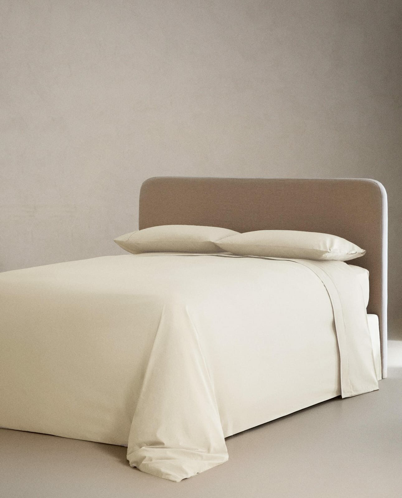 Простыня ZARA HOME, экрю, 200x200x30 см 0131/900/712-19