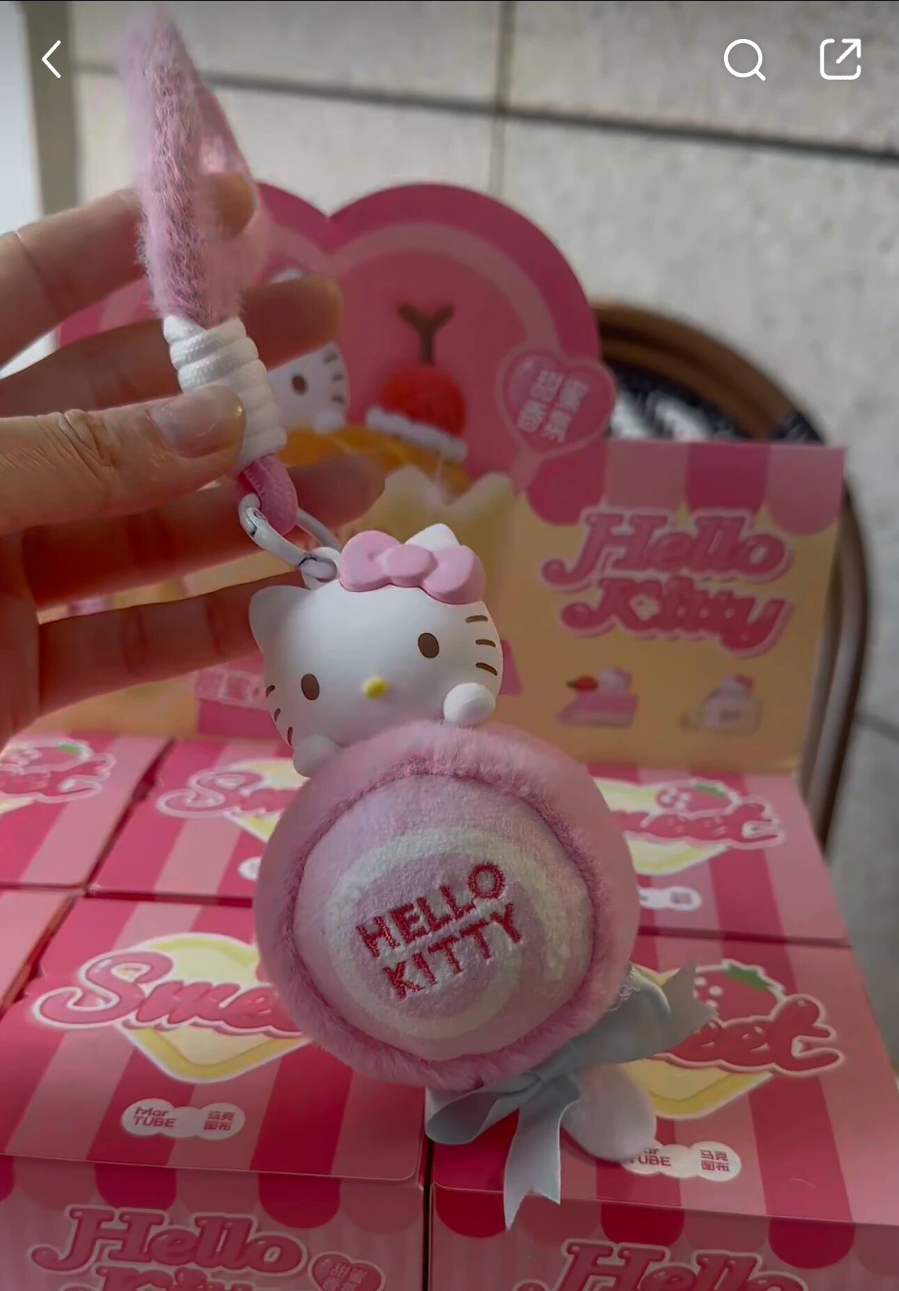 Официальный MINISO Hello Kitty Серия Сладкая Пекарня Леденец Сердечко Ароматизатор Плюшевый Брелок Для Автомобиля