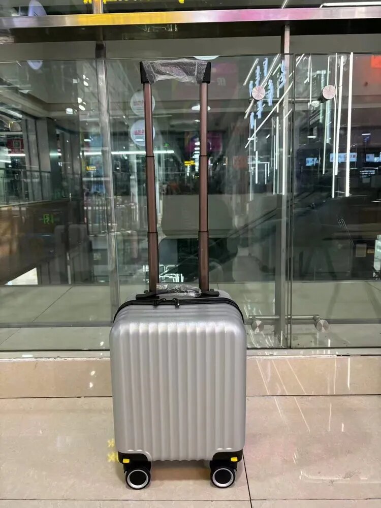 Чемодан