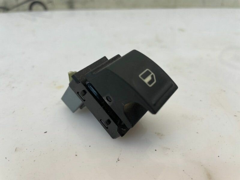 Кнопка стеклоподъемника Volkswagen Golf 2006 7L6959855BREH 1K1, передняя (с пробегом)