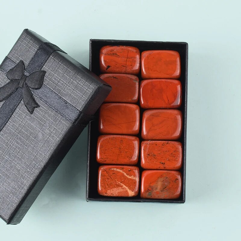 Набор из 10 натуральных кварцевых камней red jasper