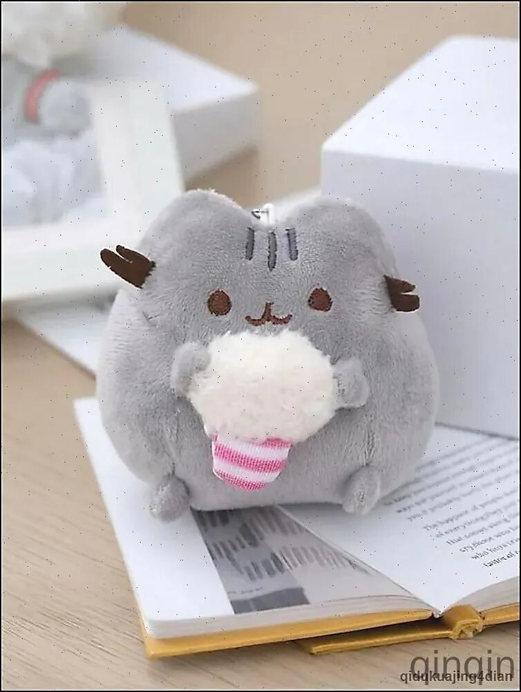 Мягкий брелок "PUSHEEN THE CAT" ("Кот Пушин") .