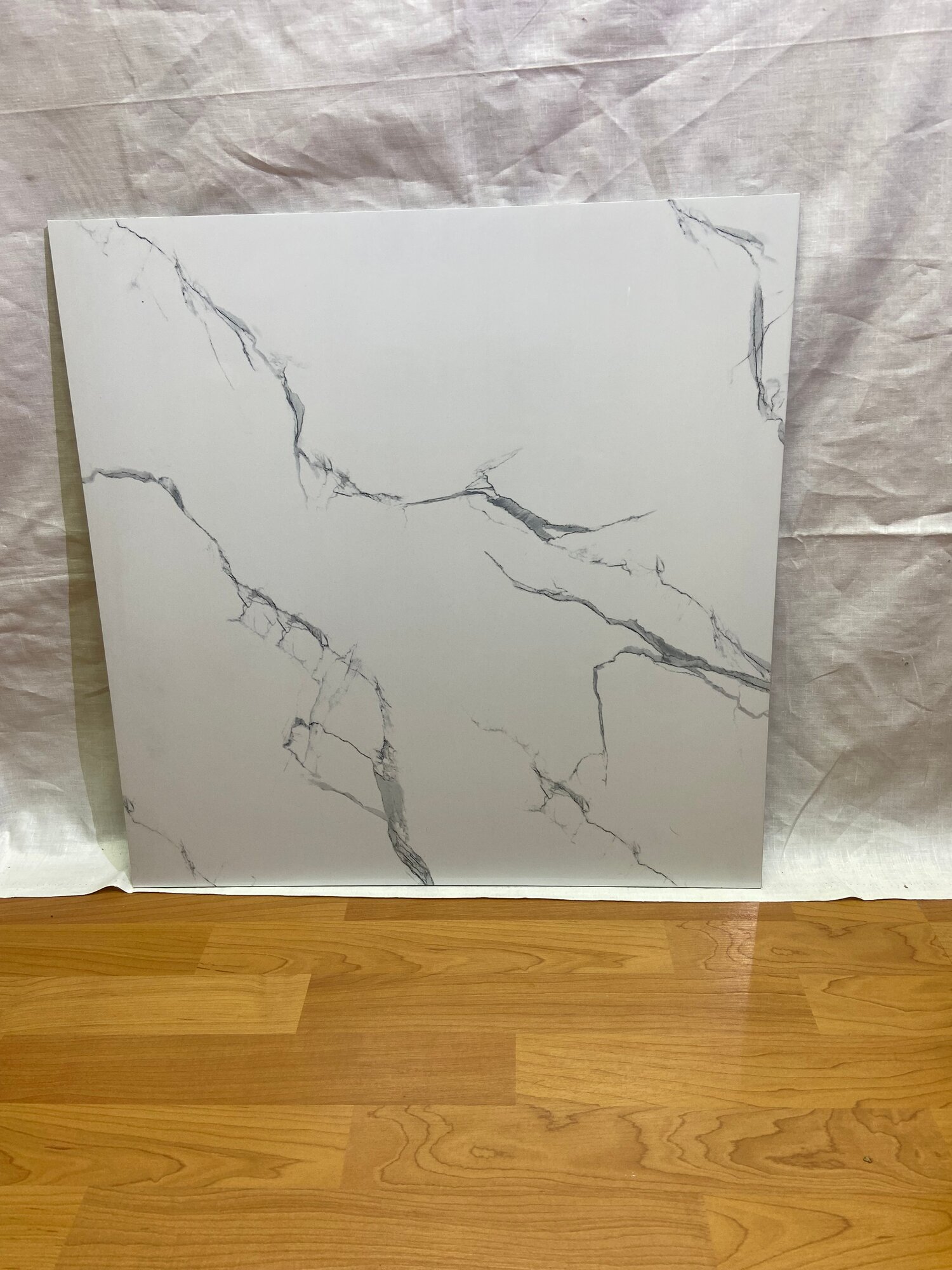 Керамогранит глянцевый Carrara Grey Pol, 600*600, производство Индия, 1шт - 1 упаковка