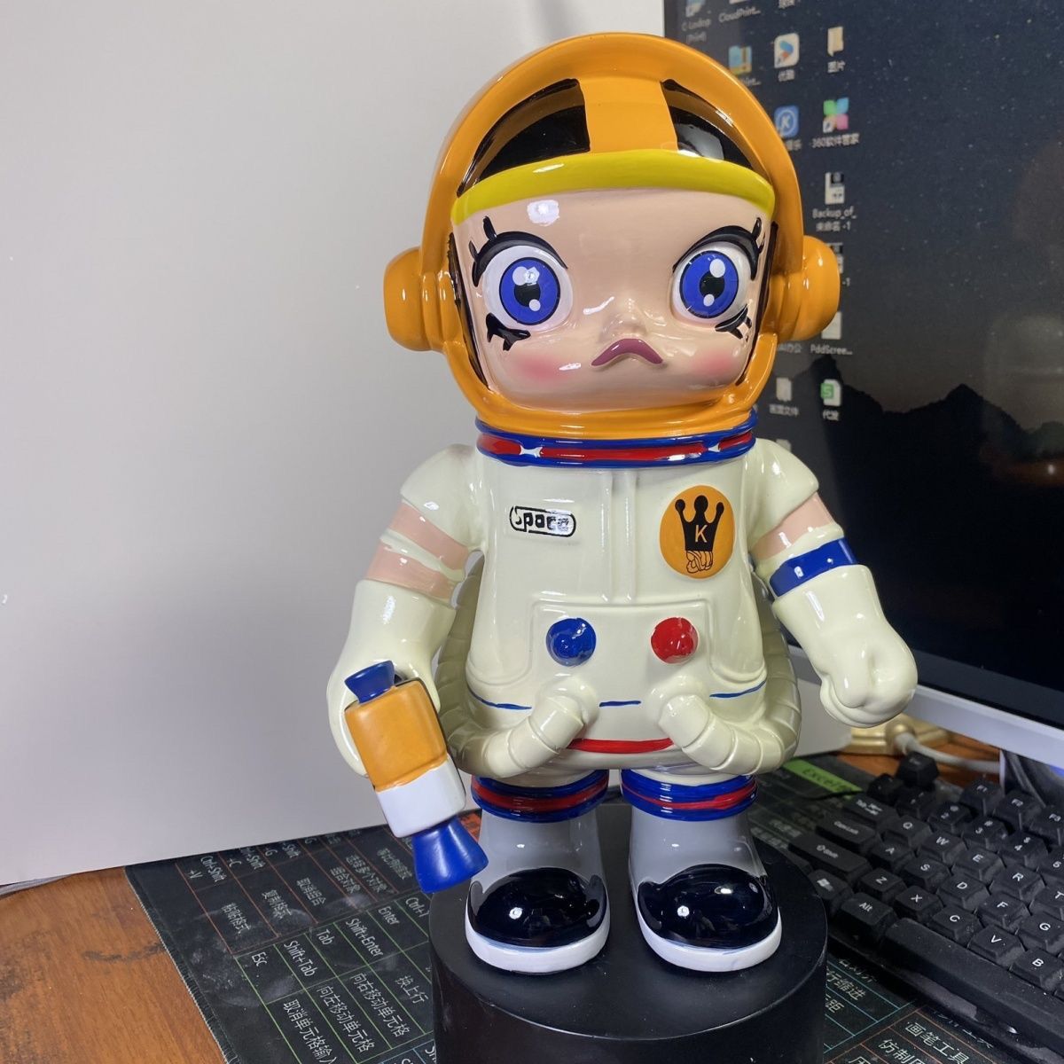 Фигурка Молли Астронавт 400% 30см Джерси Игрушка Декоративная Статуэтка Коллекционный Подарок Для Гостиной