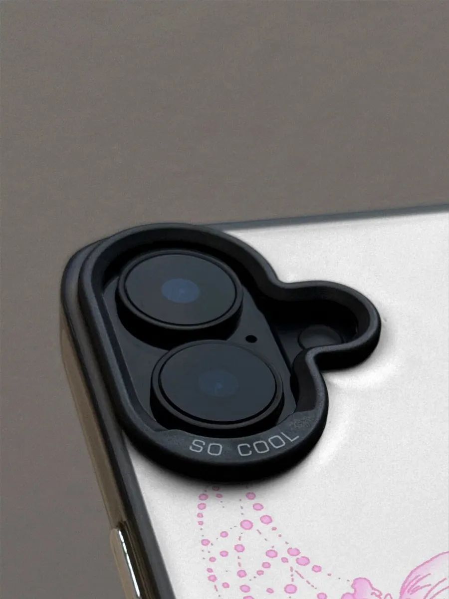 Чехол на Iphone 17 для девочки — фото 1