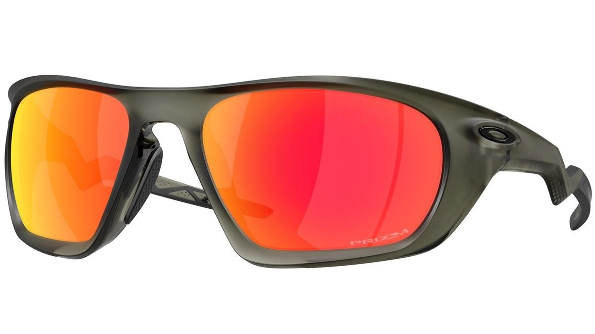 Солнцезащитные очки Oakley