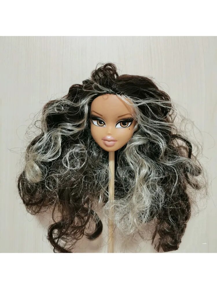 Голова куклы Bratz Fashion (без коробки) Для кастома и коллекции Запчасть