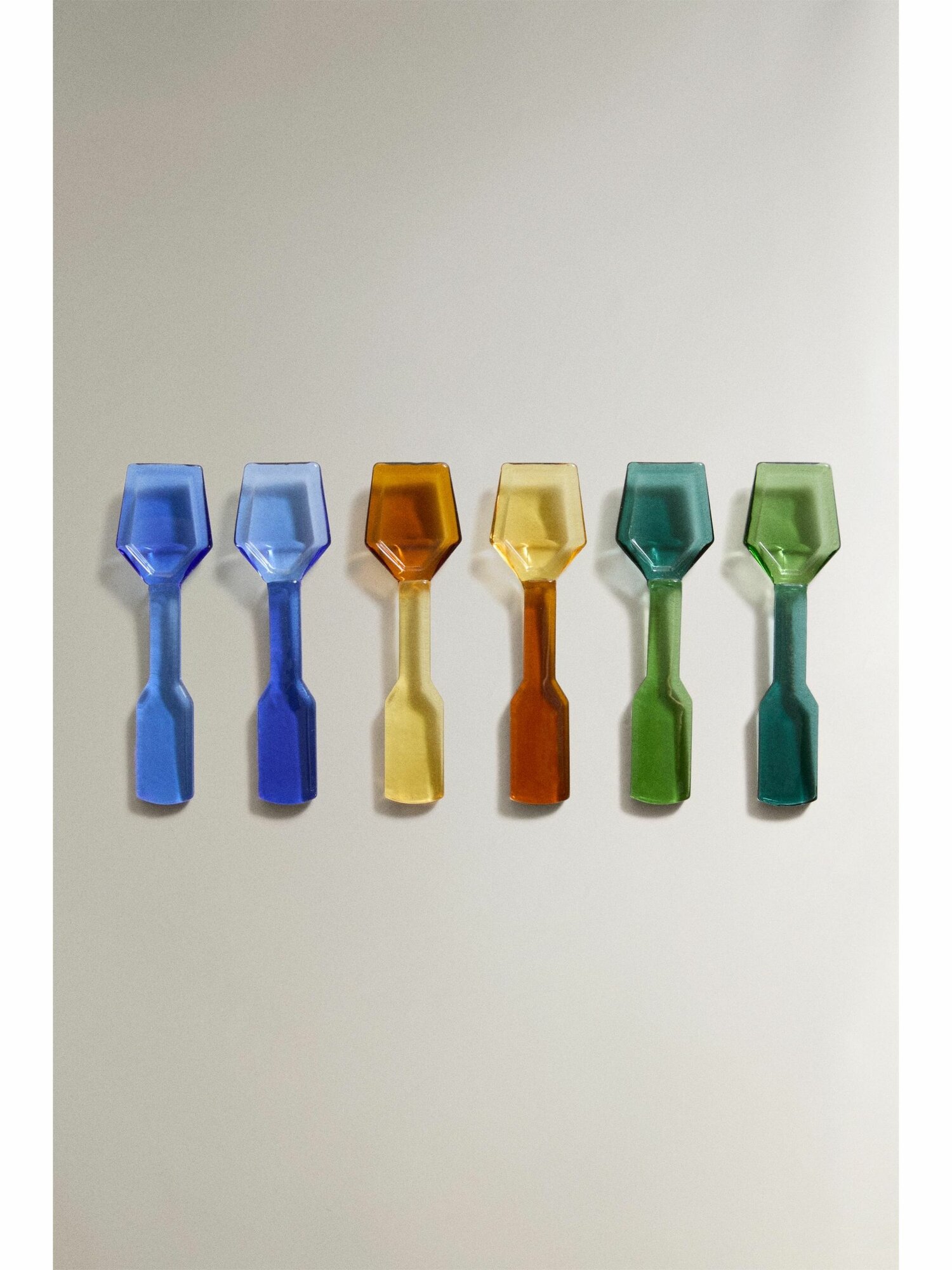 Питчер, молочник Zara PACK OF COLOURED BOROSILICATE ICE CREAM DESSERT SPOONS OF 6)