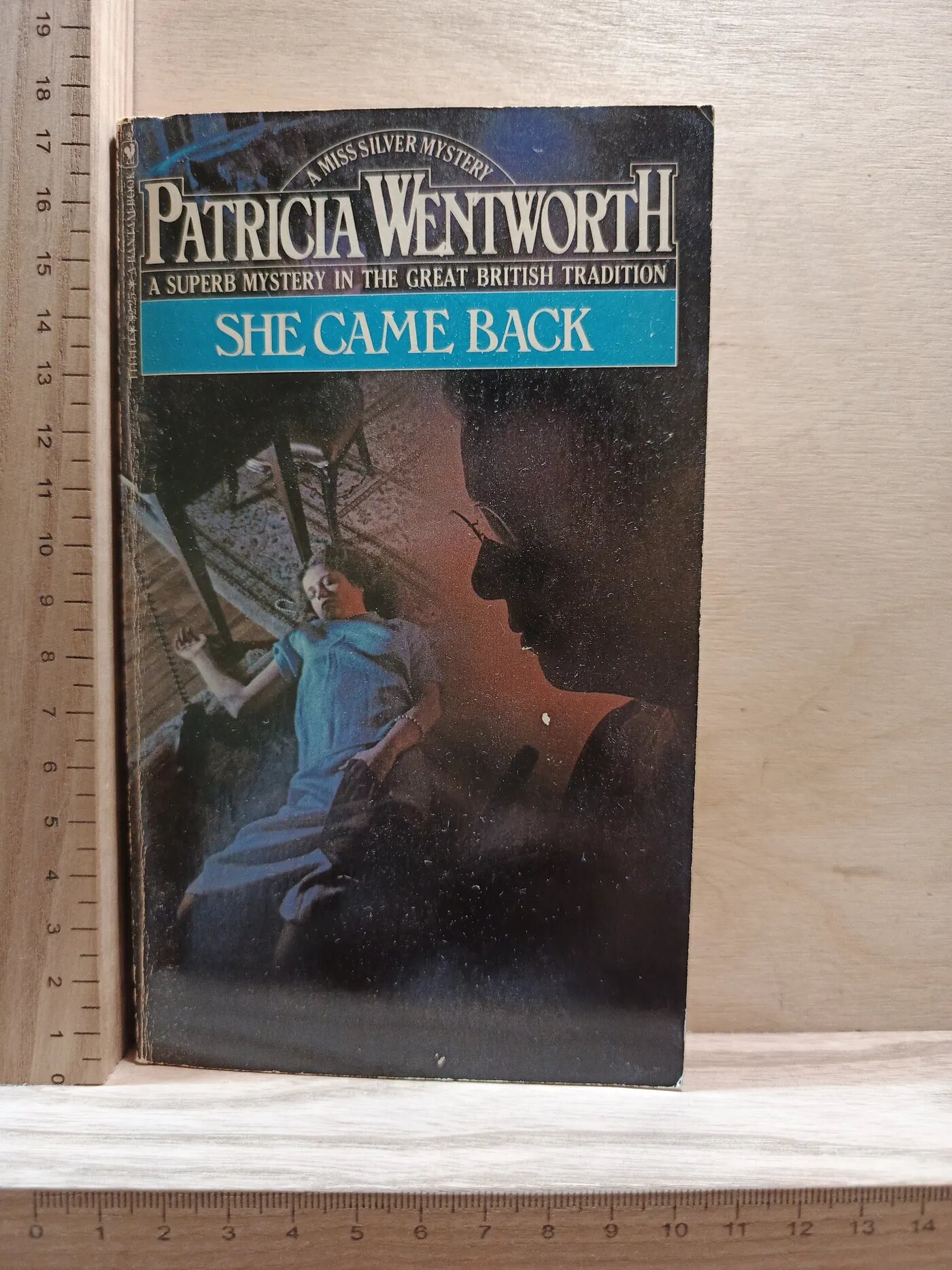 She Came Back (Она вернулась) (на английском языке)