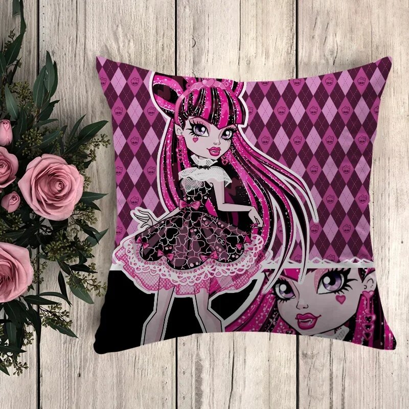 Наволочка Monster High Draculaura, цвет Z4, 40x40 см